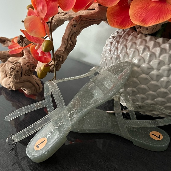 New without tags Stuart Wietzman Millie Jelly Sandals - Picture 4 of 7